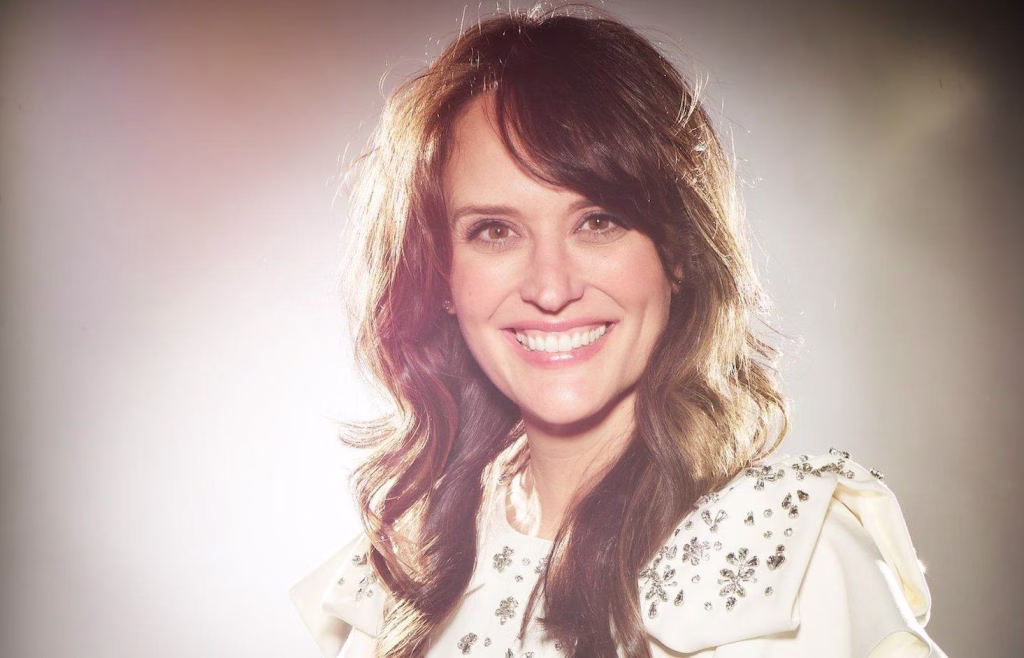 Laura Segura Headshot 2023